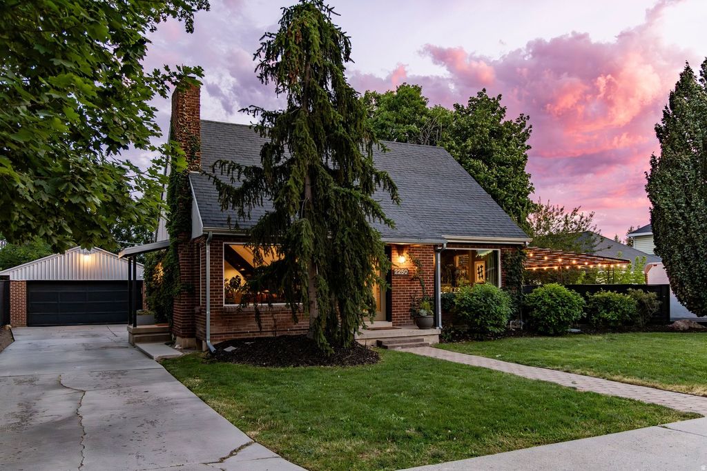Photo of 2250 E KELLER LN, Millcreek, UT 84109 (MLS # 2172607)