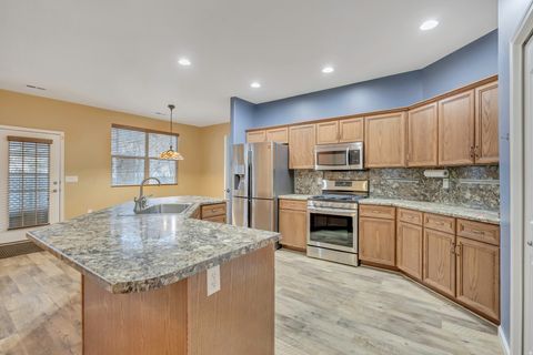 Tiny photo for 3199 S RENDEZVOUS WAY, West Valley City, UT 84120 (MLS # 2137244)