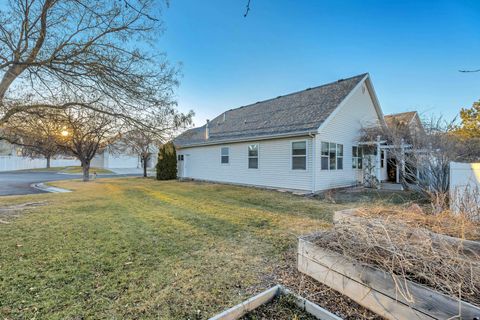 Tiny photo for 3199 S RENDEZVOUS WAY, West Valley City, UT 84120 (MLS # 2137244)