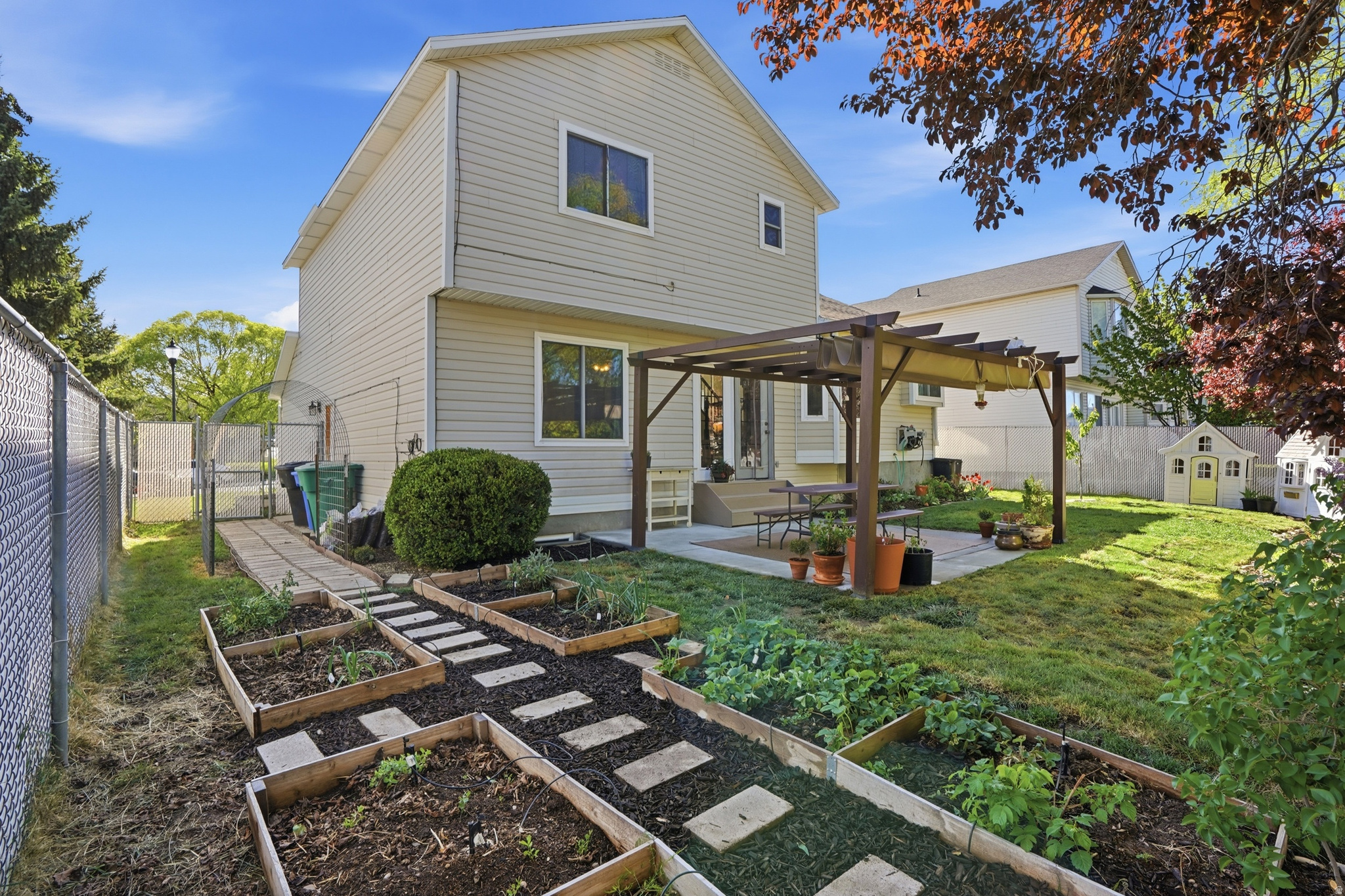 OQUIRRH SHADOWS - Residential