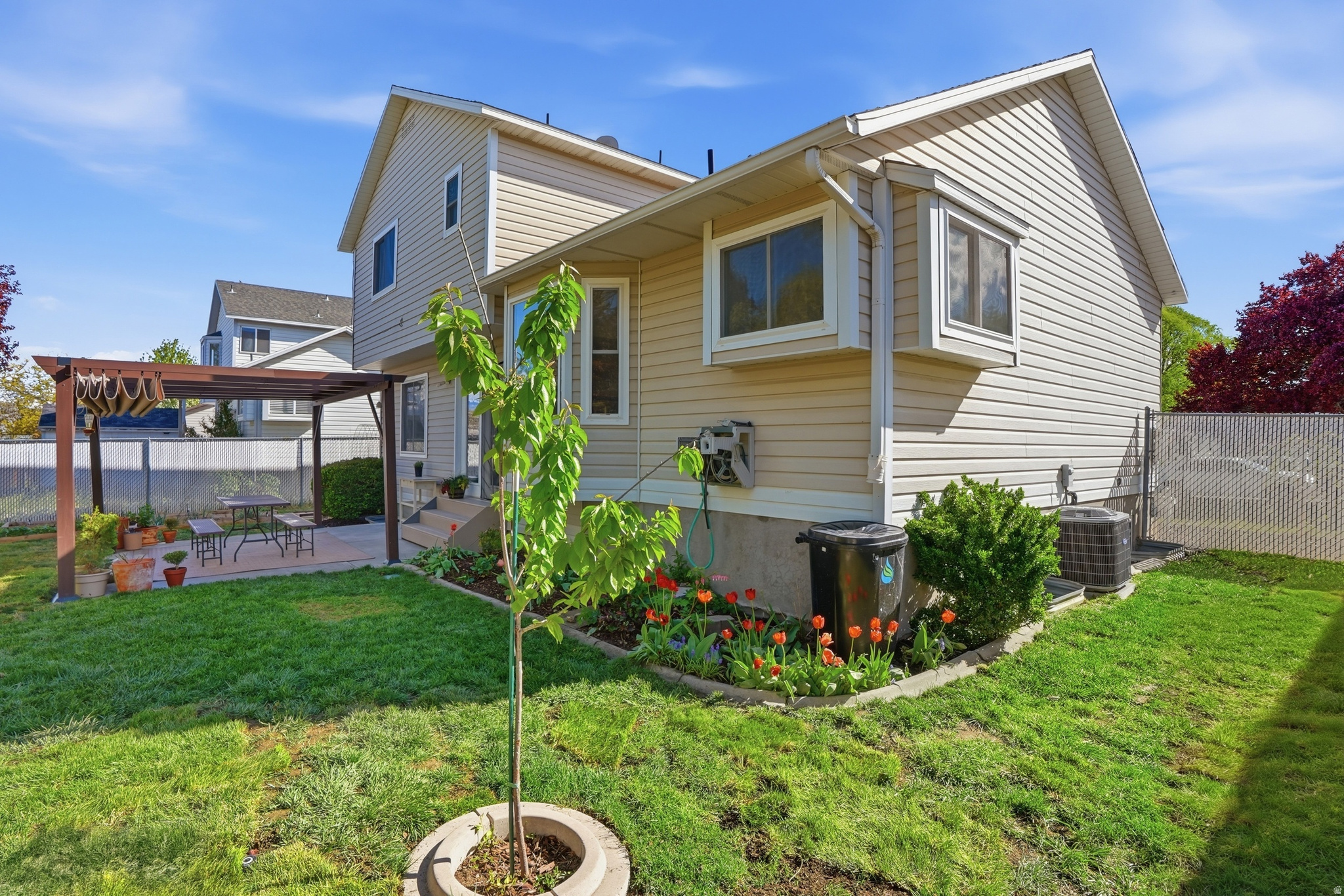 OQUIRRH SHADOWS - Residential