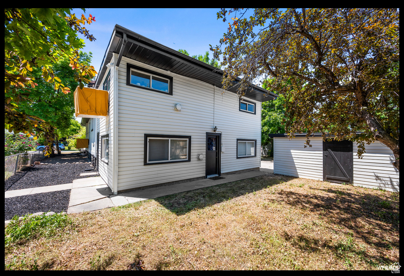 THOMAS SUB - Residential Income
