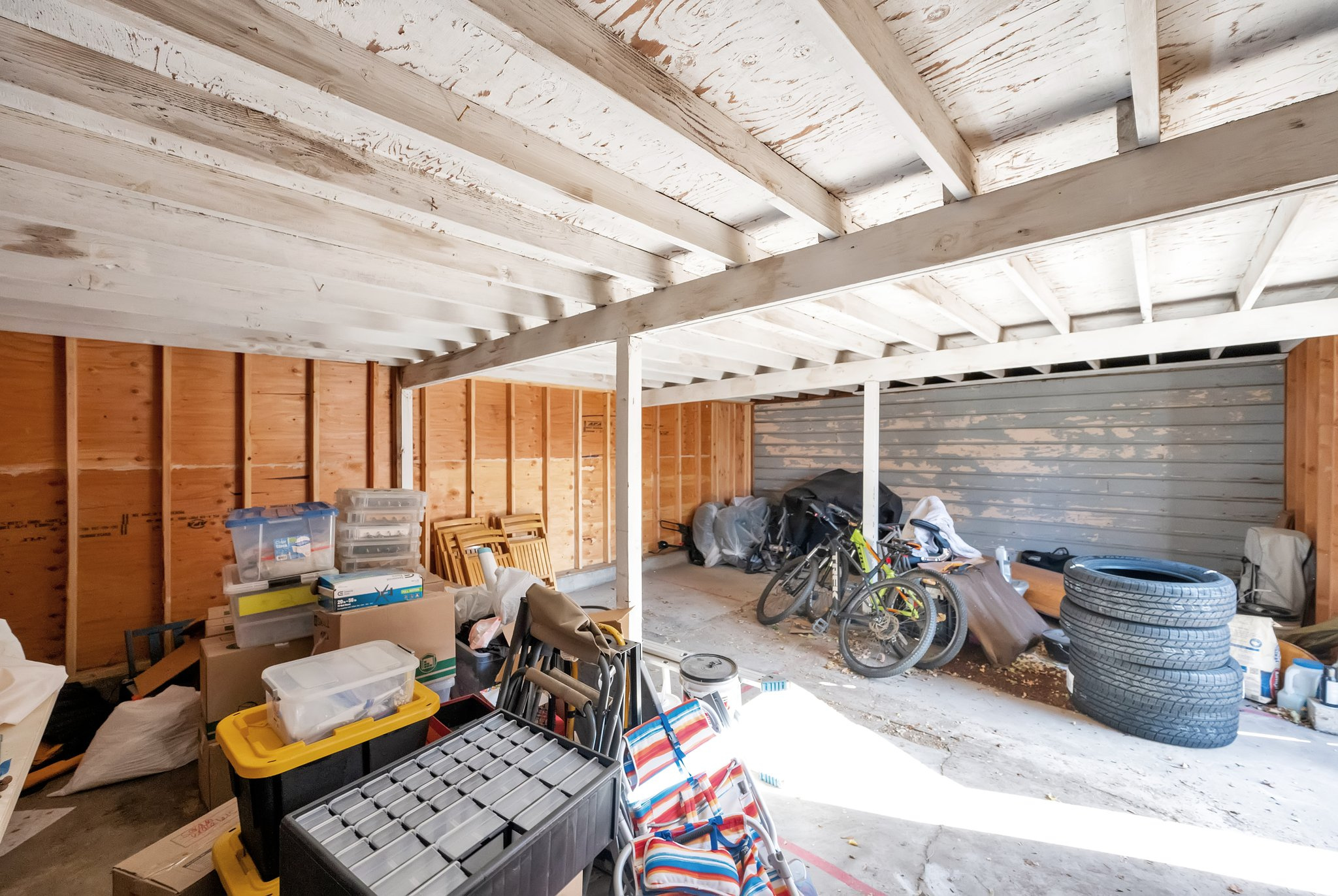 THOMAS SUB - Residential Income