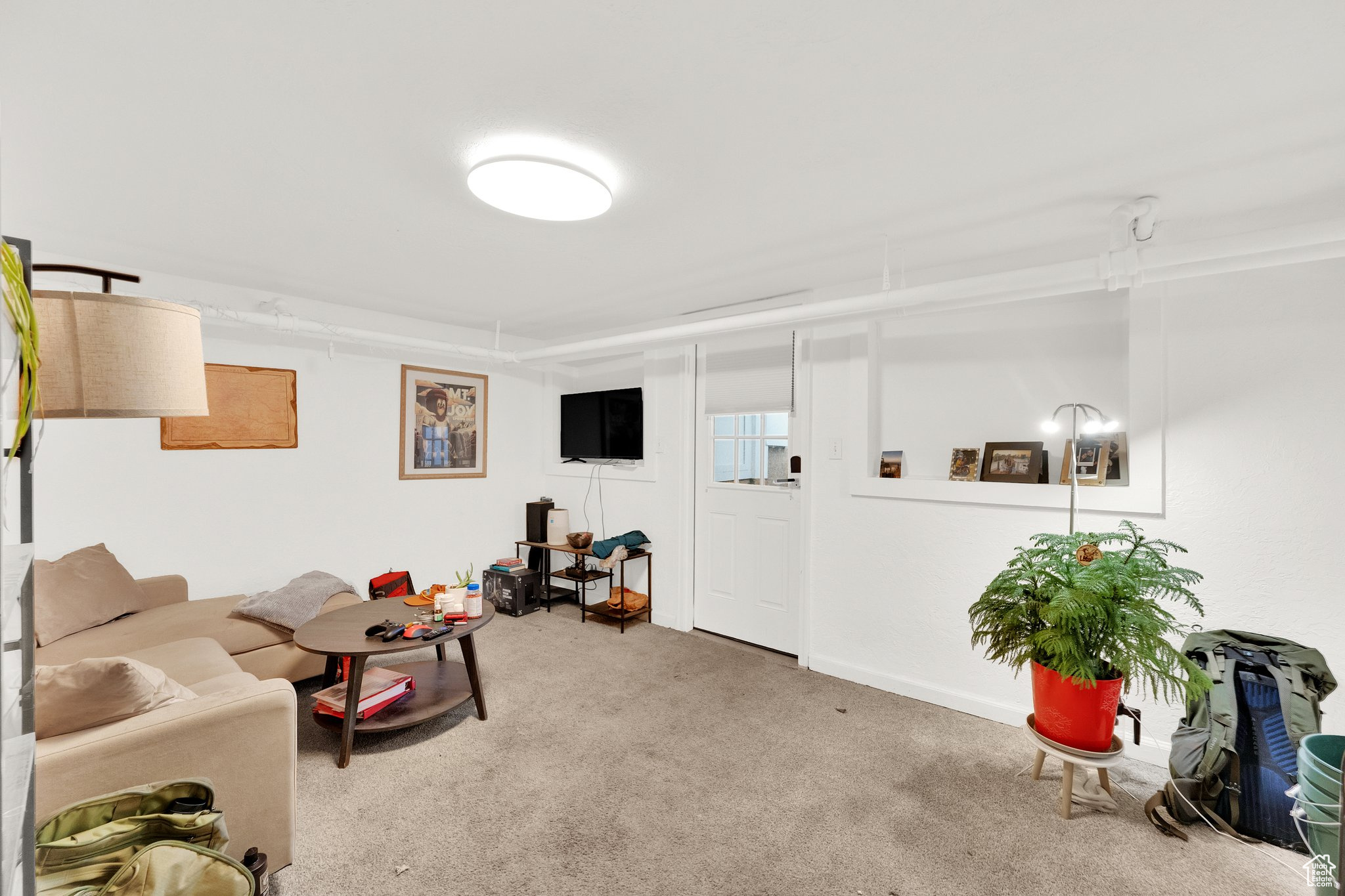THOMAS SUB - Residential Income