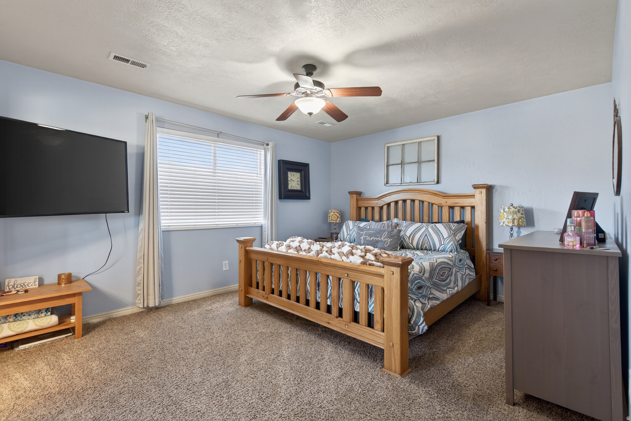 LONE TREE AT CIRCLE FIVE RANCH - Residential