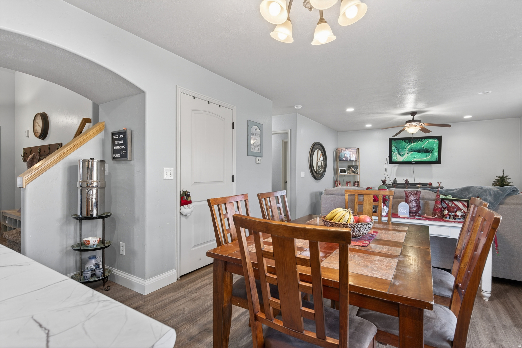 LONE TREE AT CIRCLE FIVE RANCH - Residential