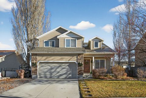 Tiny photo for 2029 E FICUS WAY, Eagle Mountain, UT 84005 (MLS # 2126885)