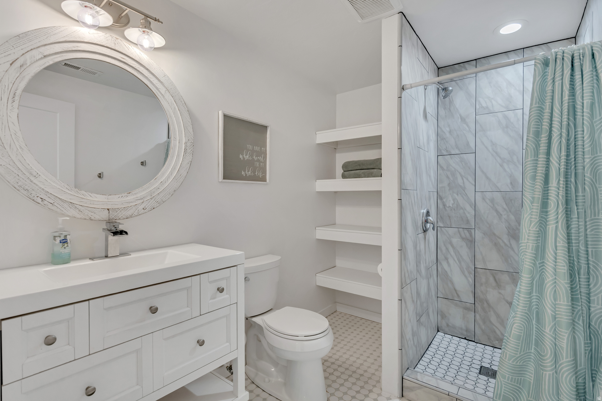 INDEPENDENCE - Residential