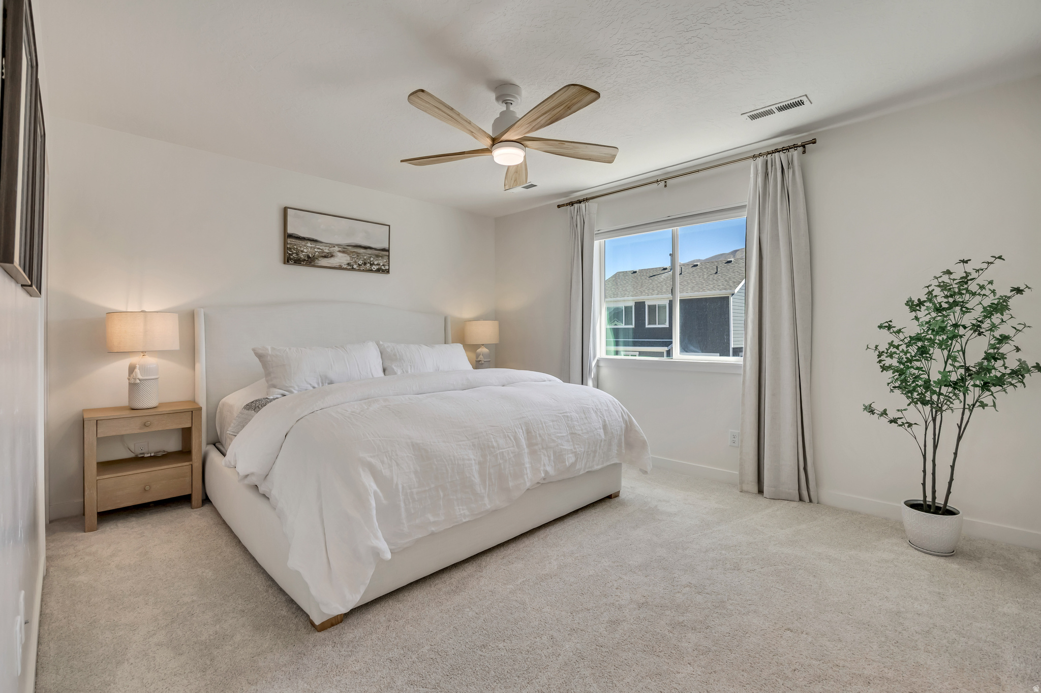 INDEPENDENCE - Residential