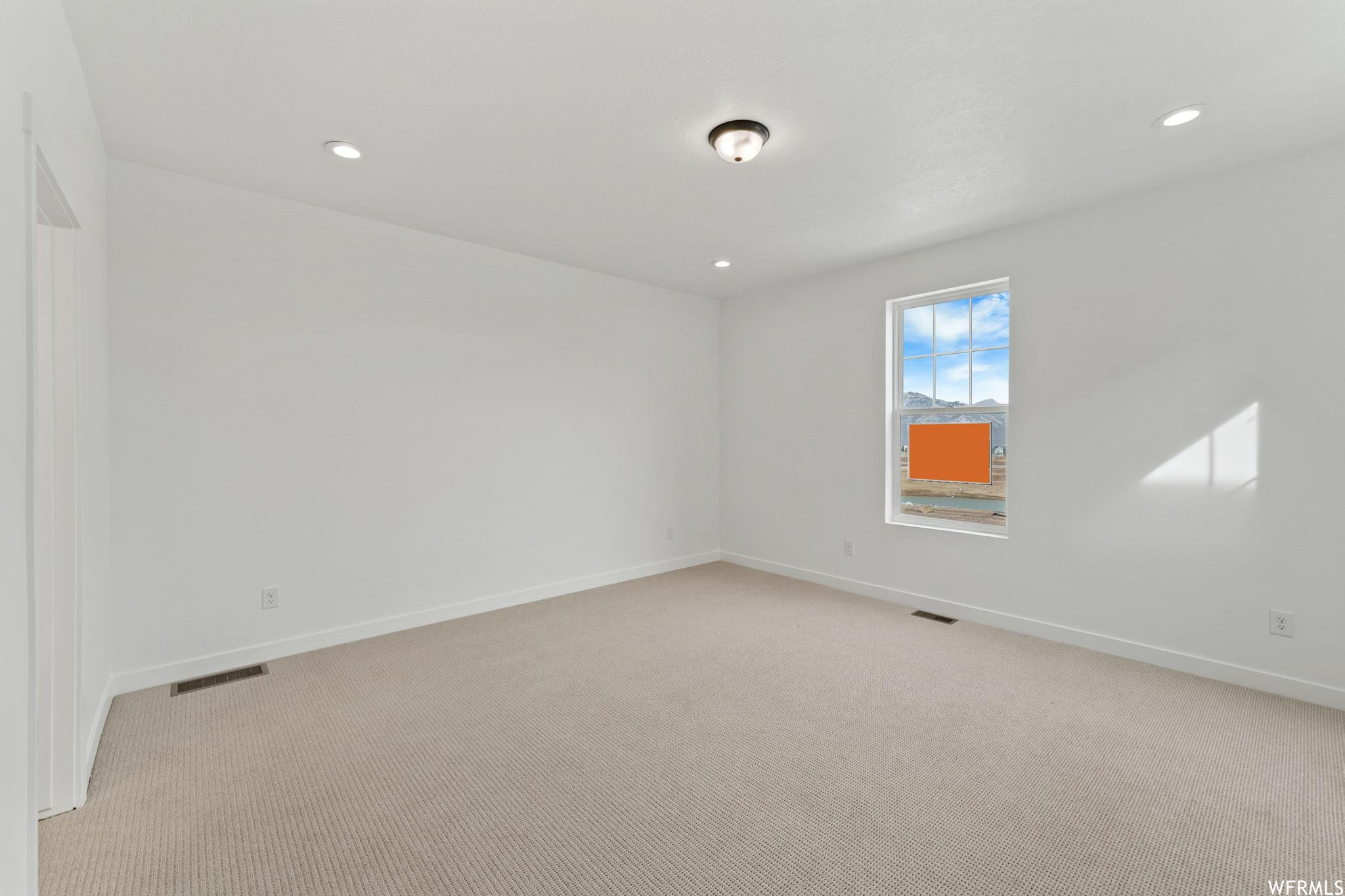 DAYBREAK - Residential