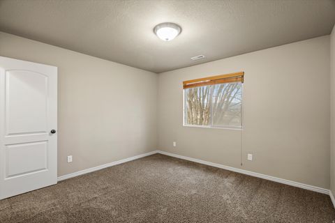 Tiny photo for 5494 N ASPEN MEADOW LN W, Mountain Green, UT 84050 (MLS # 2141266)