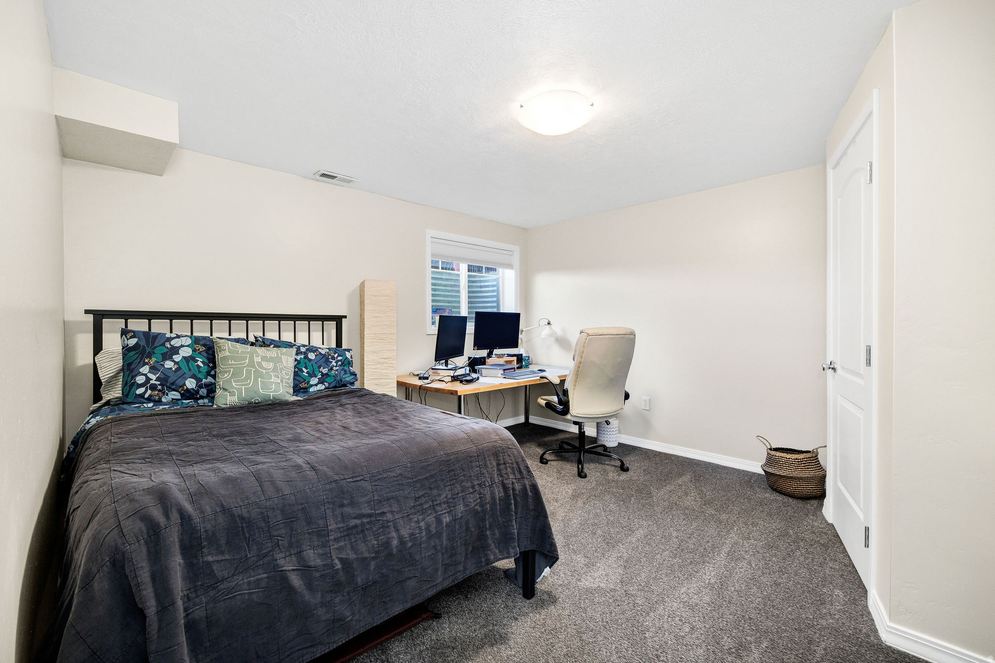 FRUITLAND ACRES - Residential