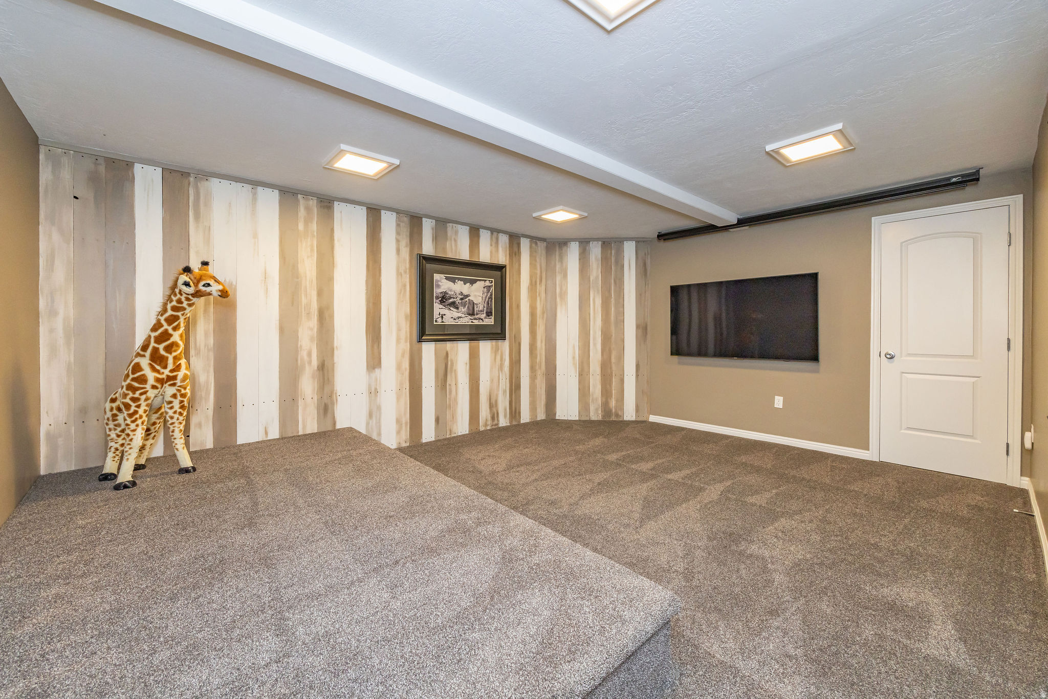 FRUITLAND ACRES - Residential