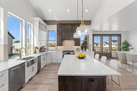 Tiny photo for 3268 S 4950 W, West Haven, UT 84401 (MLS # 2150574)