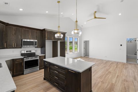 Tiny photo for 3268 S 4950 W, West Haven, UT 84401 (MLS # 2150574)