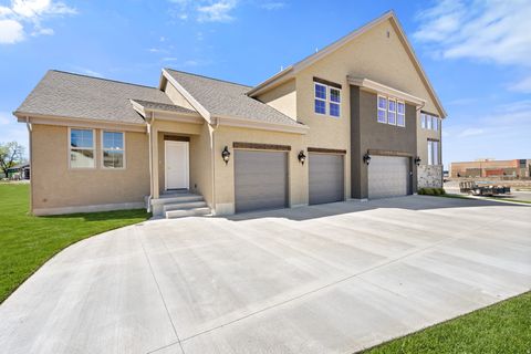 Tiny photo for 3268 S 4950 W, West Haven, UT 84401 (MLS # 2150574)