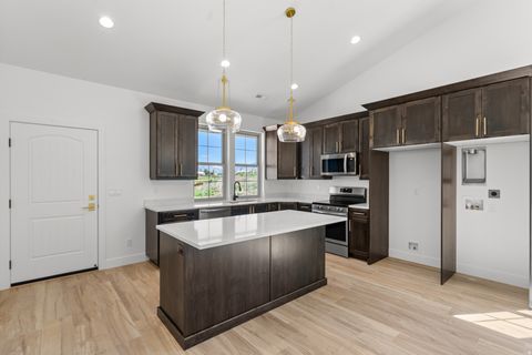 Tiny photo for 3268 S 4950 W, West Haven, UT 84401 (MLS # 2150574)