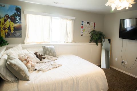 Tiny photo for 1013 W 3000 N, Pleasant View, UT 84414 (MLS # 2151158)