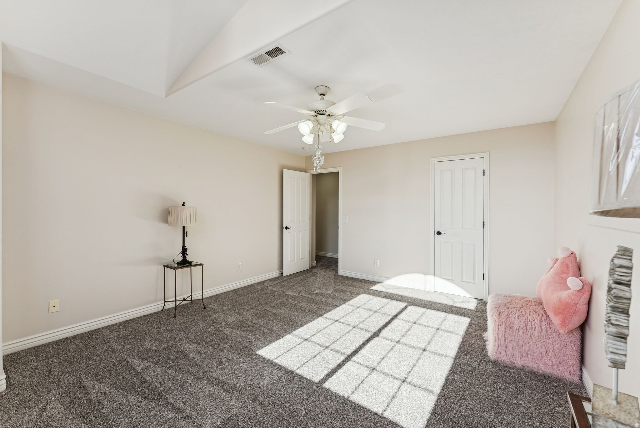 MOUNTAIN MEADOWS - Residential