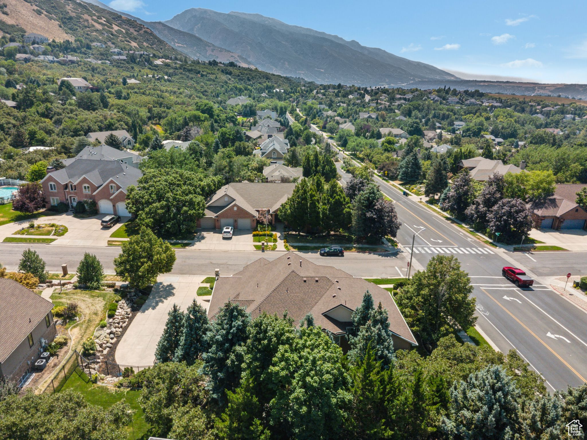 MOUNTAIN MEADOWS - Residential
