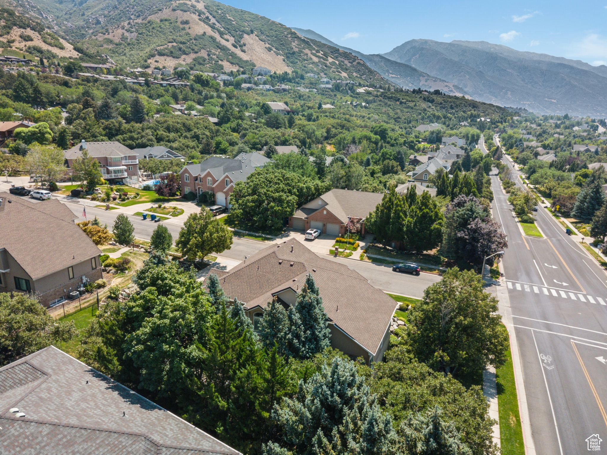 MOUNTAIN MEADOWS - Residential