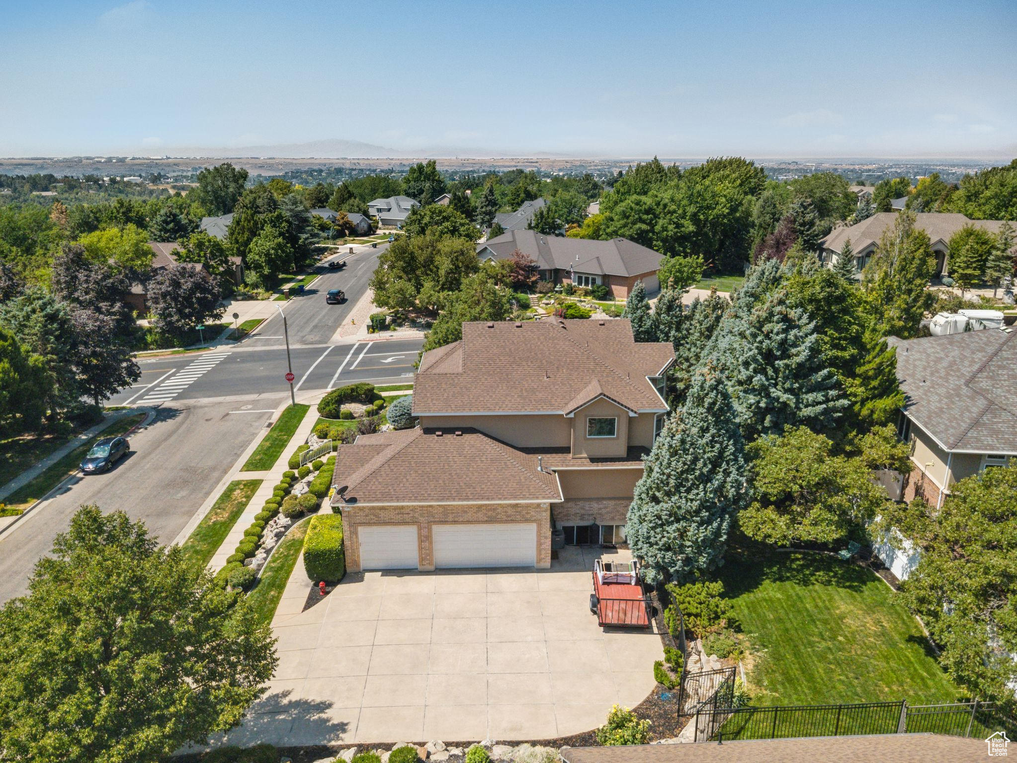 MOUNTAIN MEADOWS - Residential