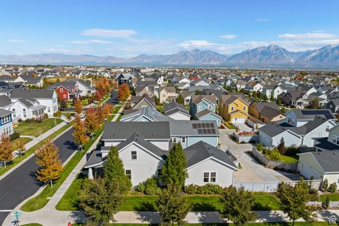 Tiny photo for 5033 W SPLIT ROCK DR, South Jordan, UT 84009 (MLS # 2116829)