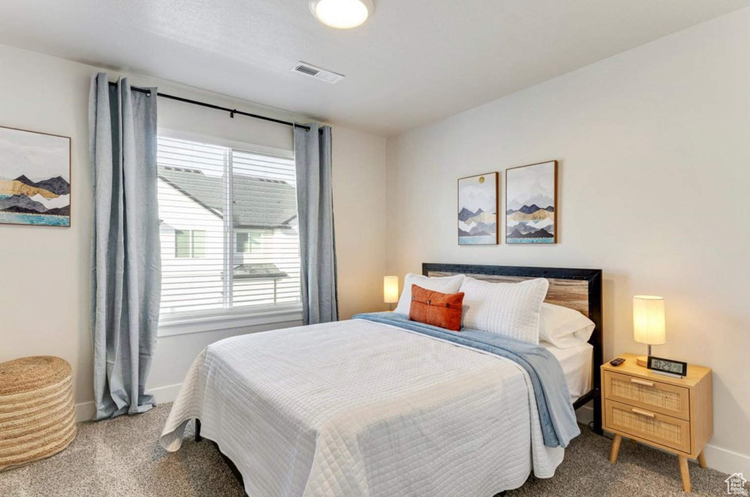 WILLOW POINT - Residential