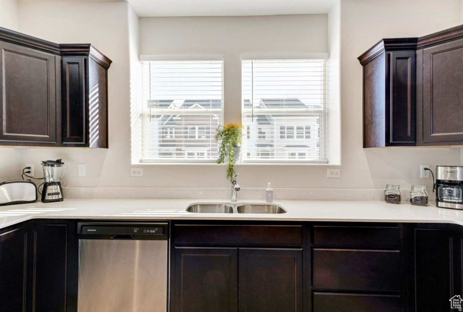 WILLOW POINT - Residential