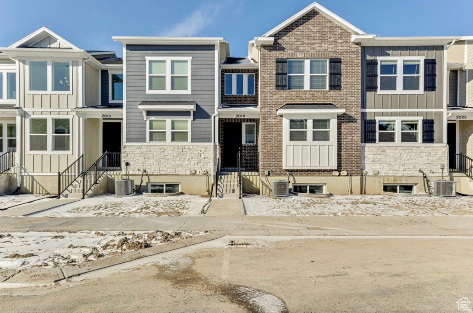 WILLOW POINT - Residential