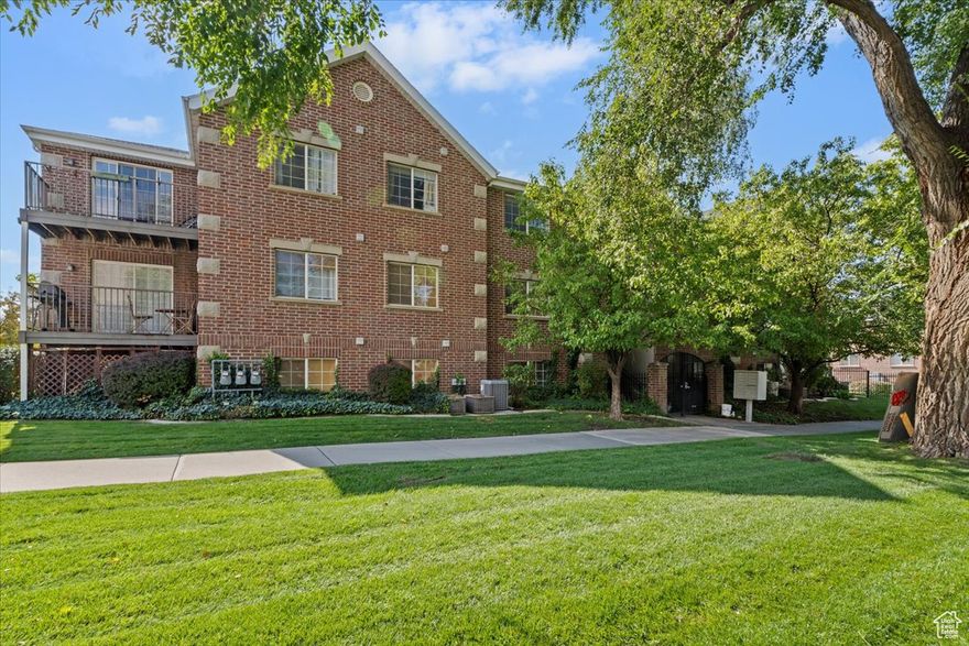 Live in the heart of Salt Lake City near everything downtown has to offer! This top-floor, southeast-facing condo is located just minutes from the Capitol, Marmalade District, and City Creek. Featuring 3 spacious bedrooms, 2 bathrooms, and vaulted ceilings that fill the home with natural light, this unit offers comfort and convenience in one. The primary suite includes a walk-in closet and a sunny private balcony-perfect for your morning coffee or evening unwind. Built in 2003 with a timeless all-brick exterior, this secure building offers 24-hour controlled access and quick I-15 access for easy commuting. Enjoy maintenance-free living with shopping, dining, and entertainment right at your doorstep! Refrigerator is negotiable.