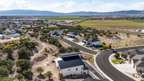 Tiny photo for 3327 W KINGSBURY DR, Cedar City, UT 84720 (MLS # 2190561)