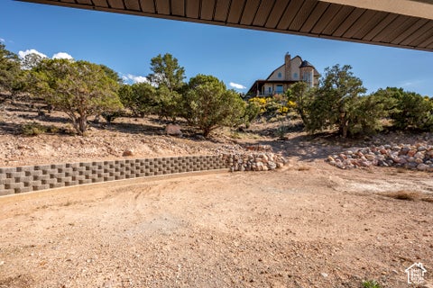 Tiny photo for 3327 W KINGSBURY DR, Cedar City, UT 84720 (MLS # 2190561)