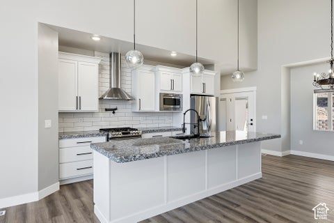 Tiny photo for 3327 W KINGSBURY DR, Cedar City, UT 84720 (MLS # 2190561)