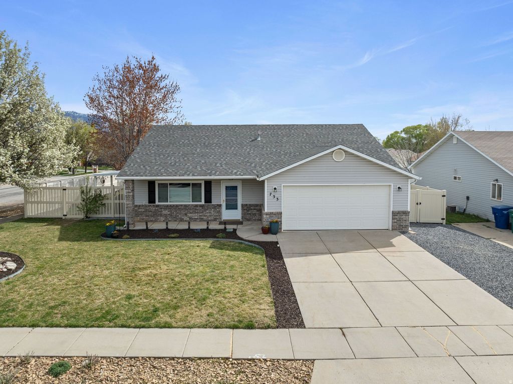 Photo of 733 E 1500 N, Ogden, UT 84404 (MLS # 2147871)