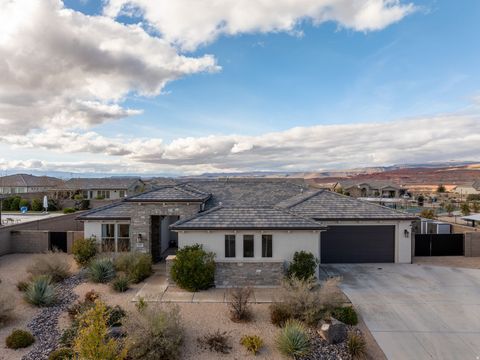 Photo of 277 N BLACK CANYON AVE, Washington, UT 84780 (MLS # 2130659)