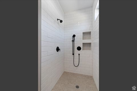 Tiny photo for 71 S HARVS LN, Kaysville, UT 84037 (MLS # 2116183)