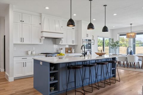 Tiny photo for 71 S HARVS LN, Kaysville, UT 84037 (MLS # 2116183)