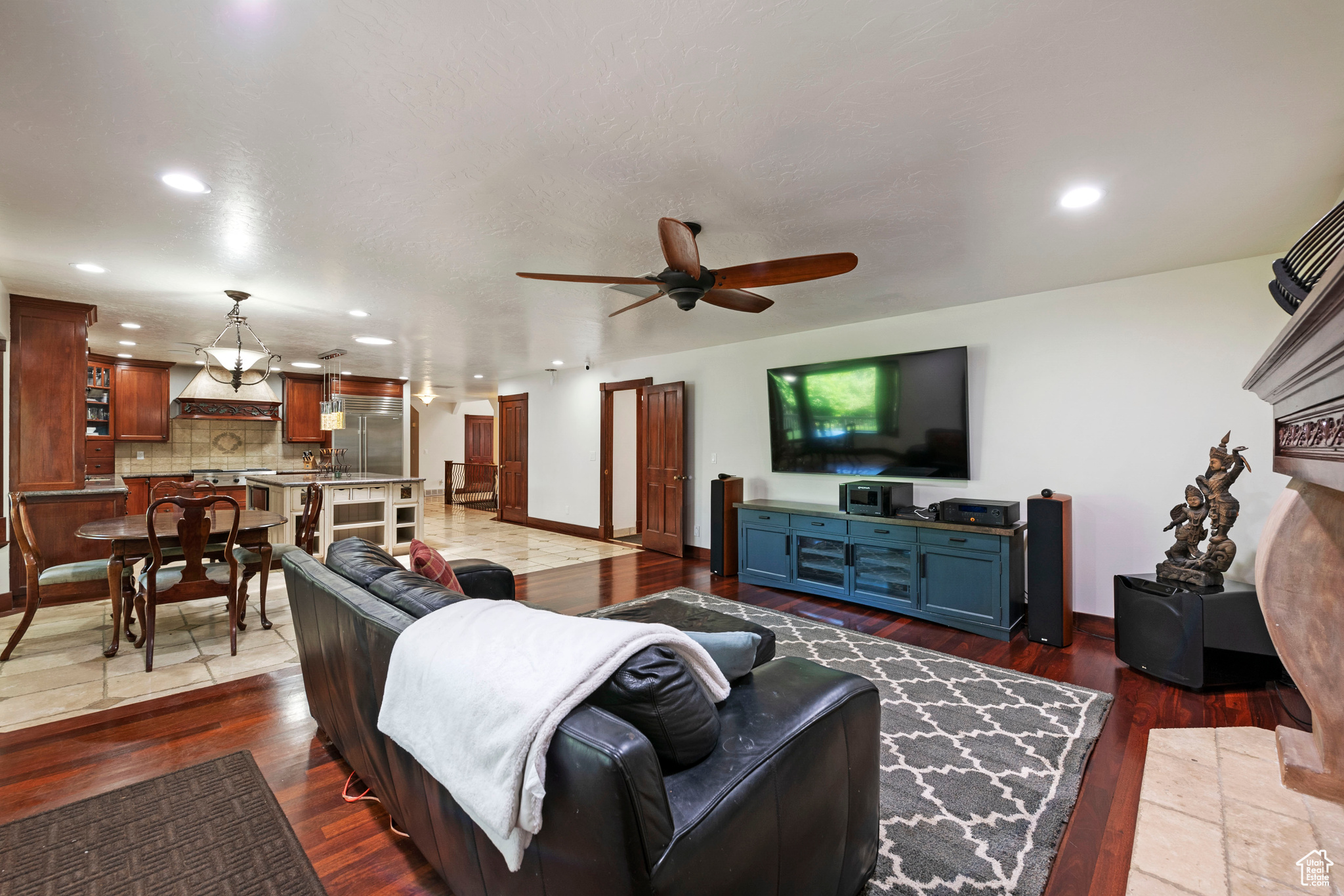 SUNWOOD RANCH - Residential