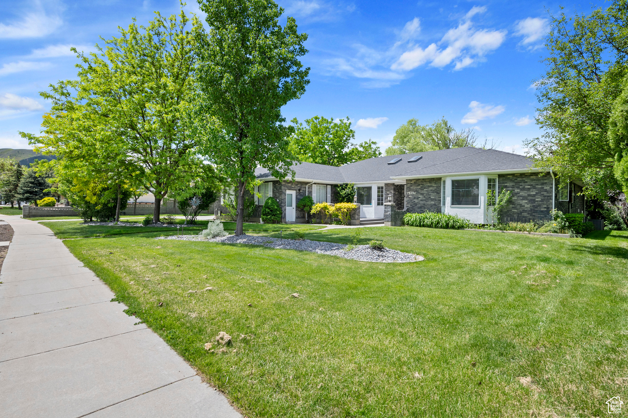 SUNWOOD RANCH - Residential