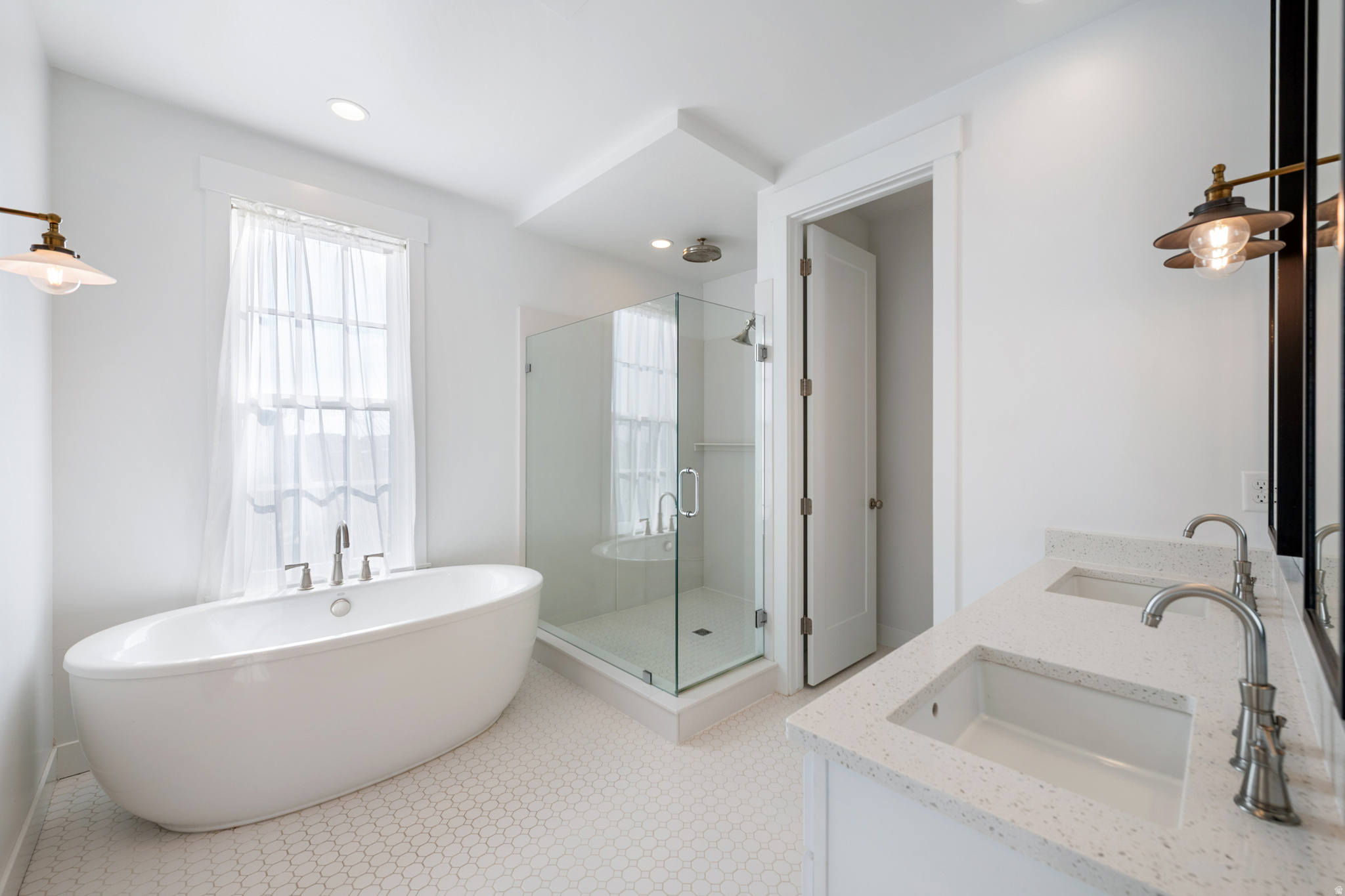 KENNECOTT - Residential