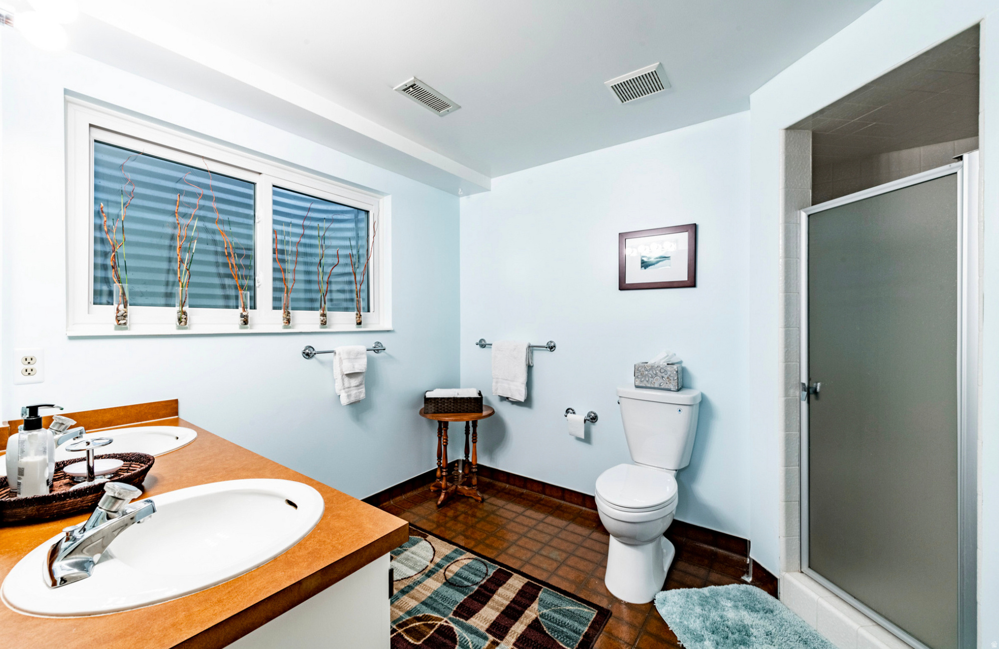 TOP OF THE WORLD - Residential