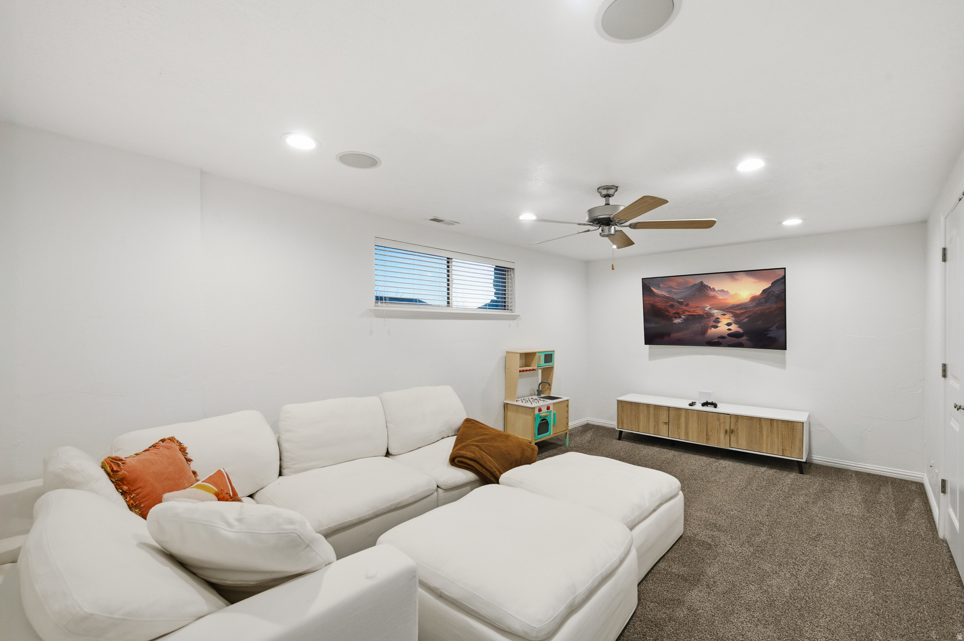 VALLEY VISTA - Residential