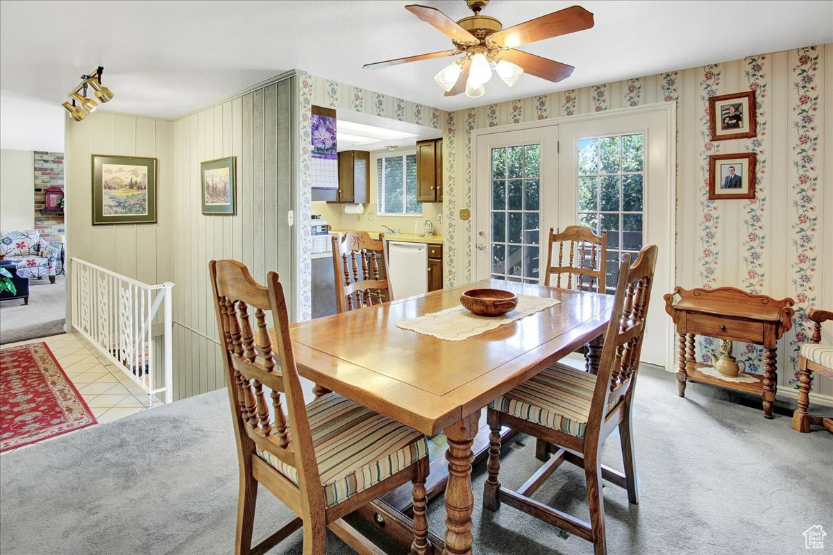 North Ogden, Utah 84414, United States, 4 Bedrooms Bedrooms, ,2 BathroomsBathrooms,Residential,Pending,44217