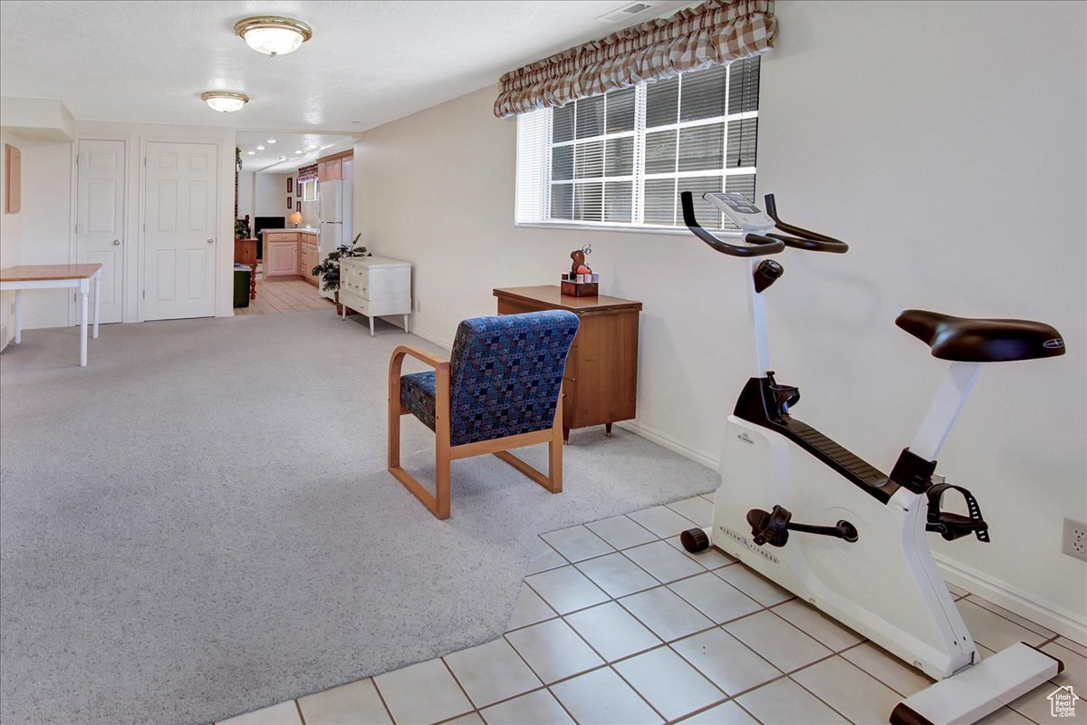 North Ogden, Utah 84414, United States, 4 Bedrooms Bedrooms, ,2 BathroomsBathrooms,Residential,Pending,44217