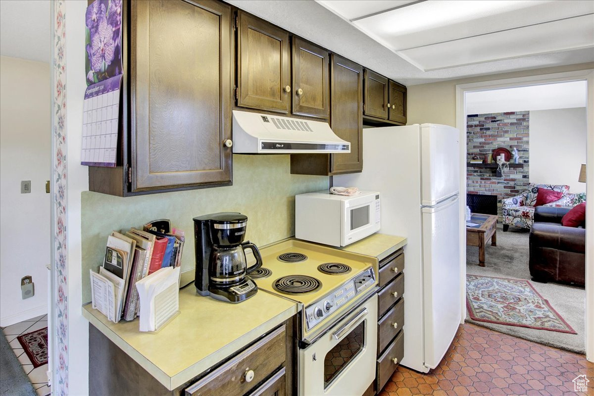 North Ogden, Utah 84414, United States, 4 Bedrooms Bedrooms, ,2 BathroomsBathrooms,Residential,Pending,44217