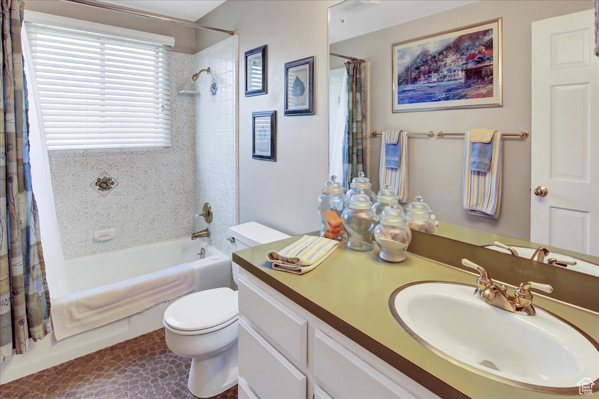 North Ogden, Utah 84414, United States, 4 Bedrooms Bedrooms, ,2 BathroomsBathrooms,Residential,Pending,44217