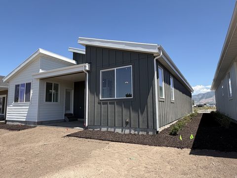 Tiny photo for 2231 S 2080 W, West Haven, UT 84401 (MLS # 2171773)