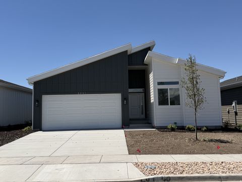 Photo of 2231 S 2080 W, West Haven, UT 84401 (MLS # 2171773)
