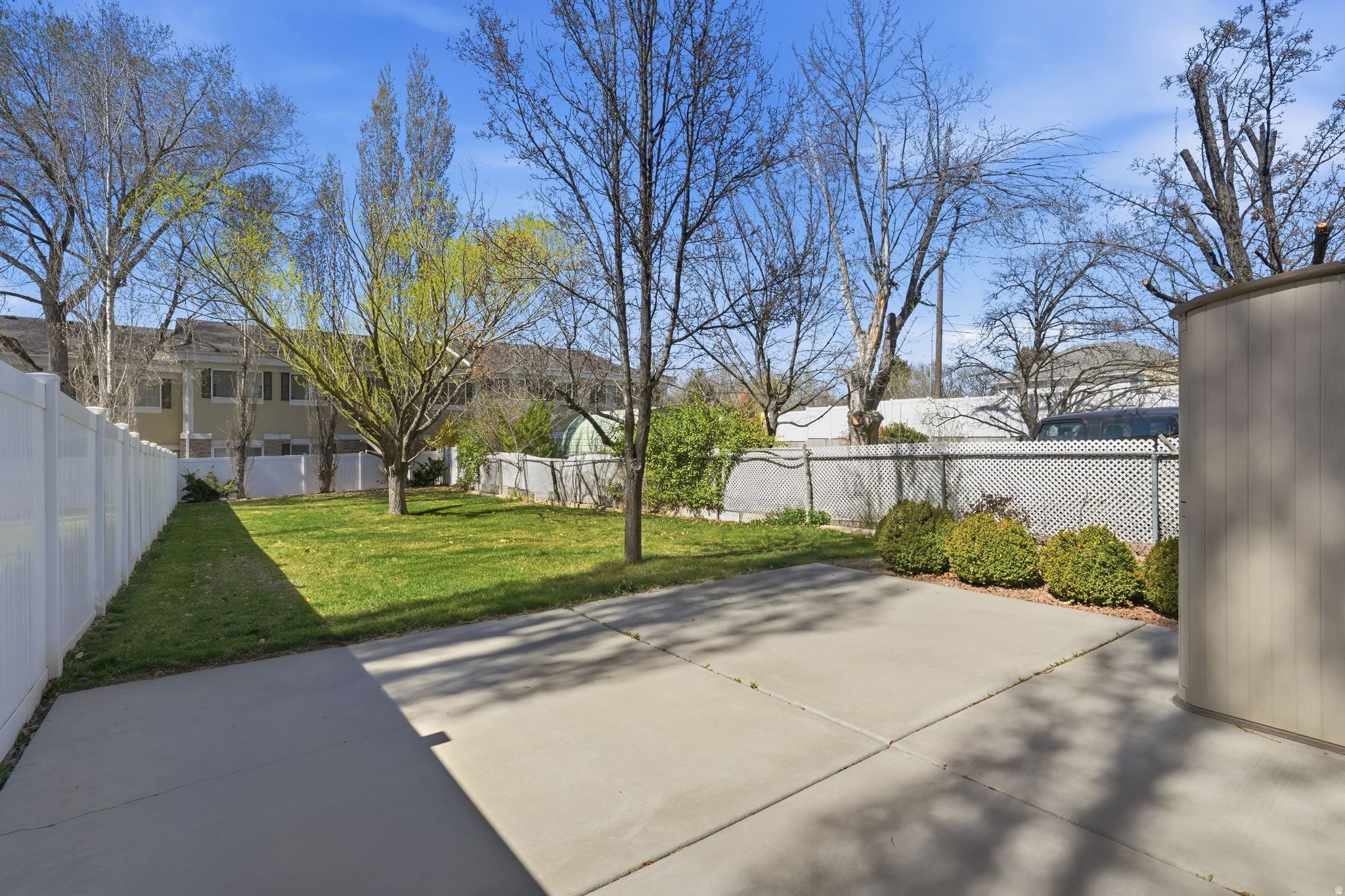 ROYCROFT TOWNHOMES - Residential Income